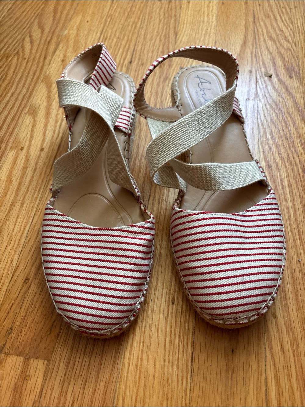 Canvas Striped Red & Cream Women’s Espadrille Sandals 8.5